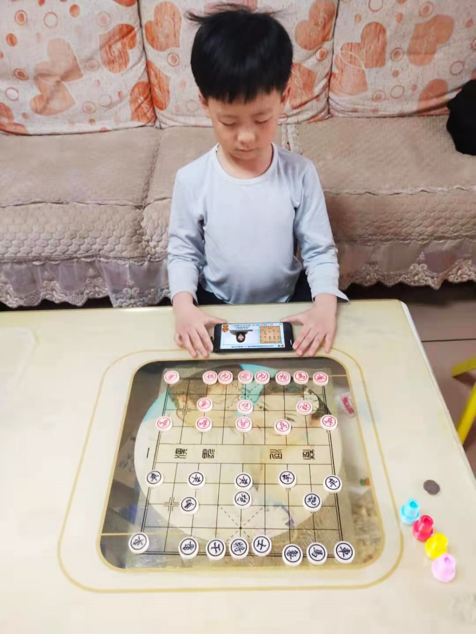 五岁下象棋好处(儿童为什么要学象棋？)