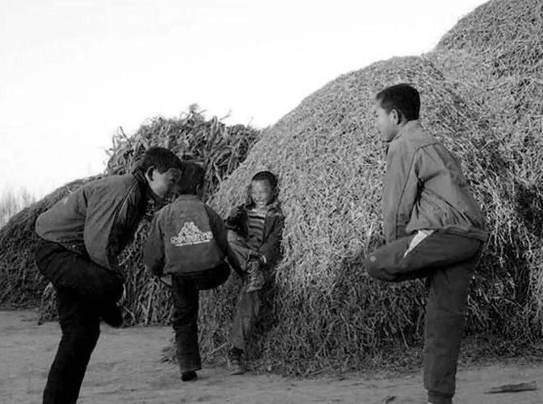 70后童年游戏 其乐无穷——祖国生日 回忆童年 爱国情浓（三）