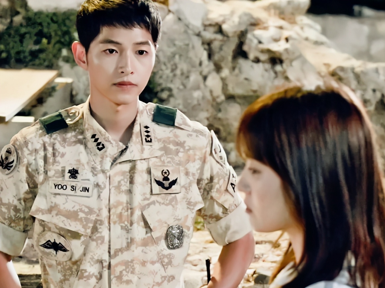 太阳的后裔剧照 太阳的后裔经典图片-徐拾记官网