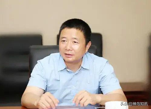 “政法虎”刘建宽被查：“打黑英雄”曾被举报在老家建豪华别墅充当“保护伞”