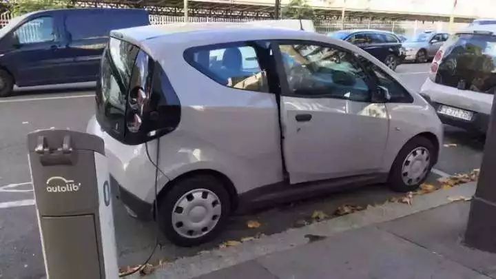 “摩拜”汽车爆胎翻车，国际巨头败走中国！比ofo更不靠谱