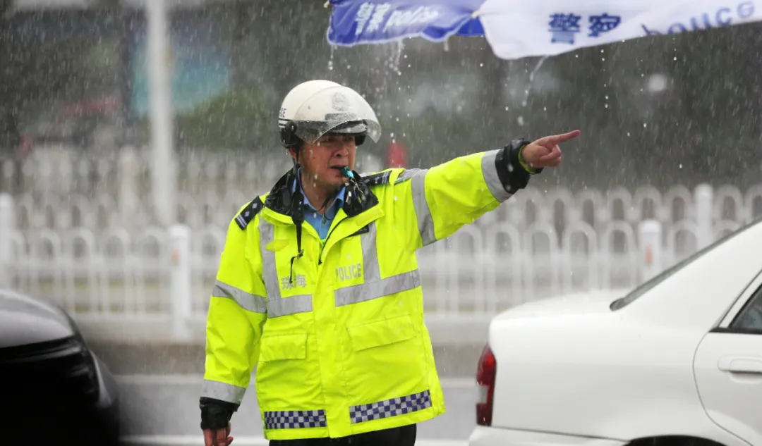 零伤亡、零事故、零拥堵！这是珠海交警2021高考答卷，请查收！