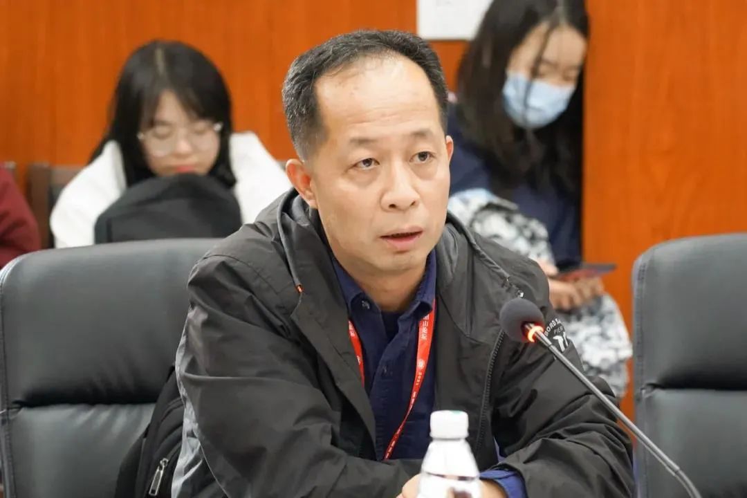 被污名化的催收行业：亟待监管立法和赋予执业权利