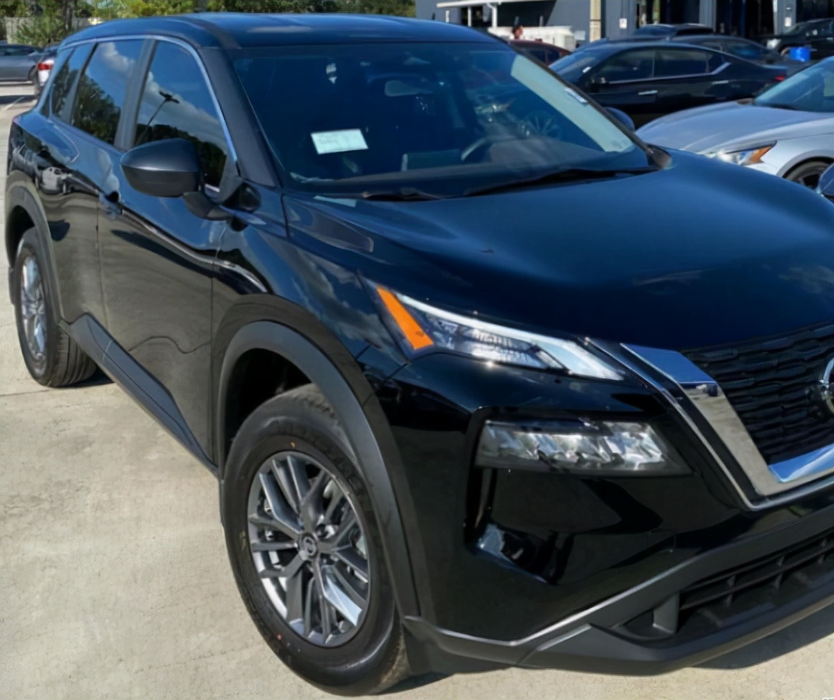 日产“终于听劝了”！重新换上四缸发动机，从近20万降至14万