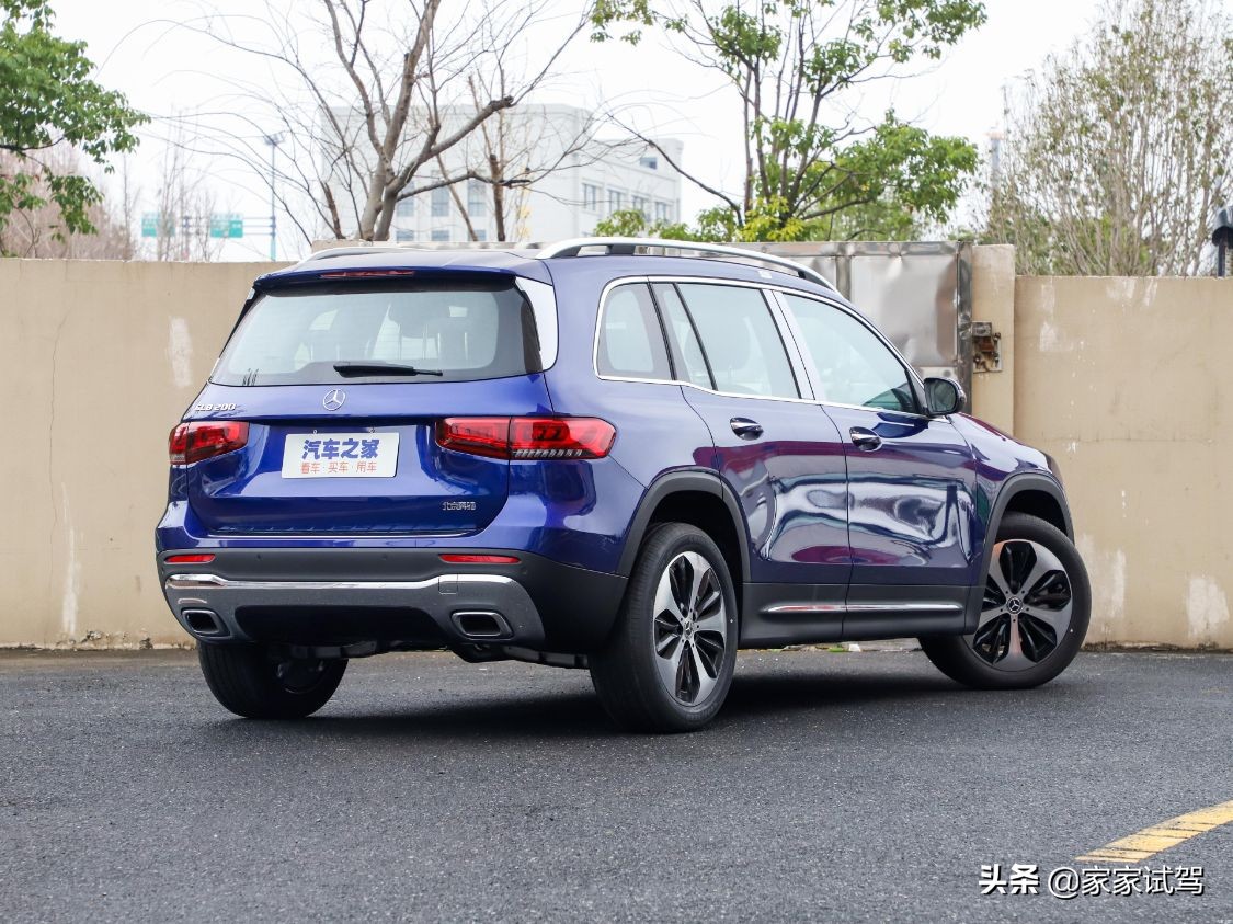 30万全能豪华SUV怎么选？奔驰GLB/宝马X2/奥迪Q3选择谁？