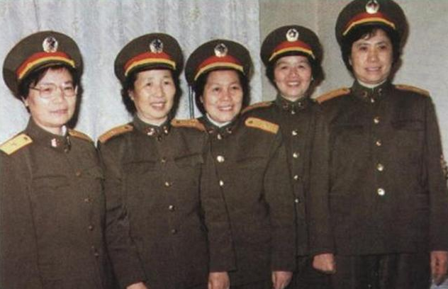 1955年授衔时，十大元帅夫人中有4人被授衔，这位夫人的军衔最高