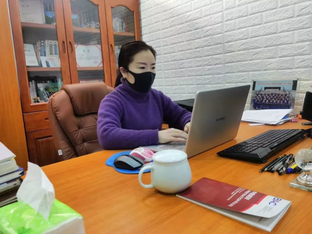 战疫 | 看错你了，原来你是这样的深圳律师