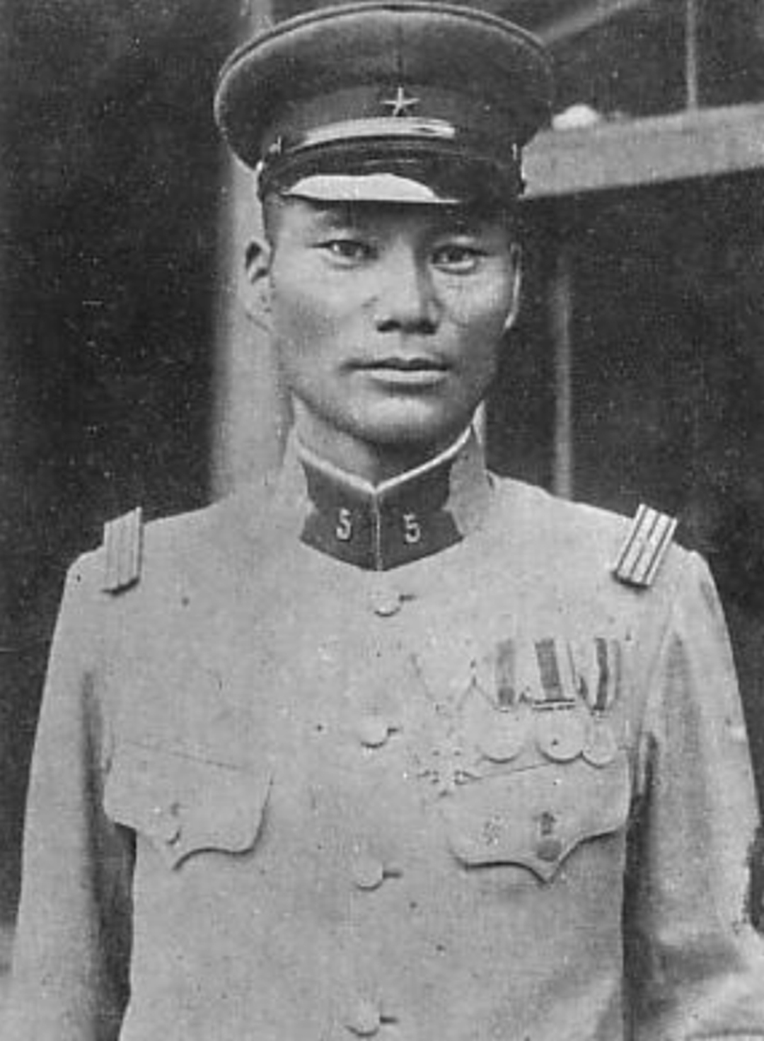 一次啼笑皆非又影响深远的兵变，二二六事件到底是怎么样的？