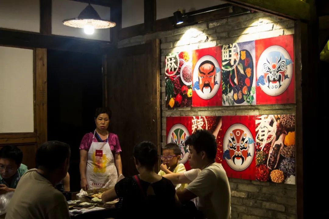大连锁时代，单打独斗的小餐饮店还有活路吗？
