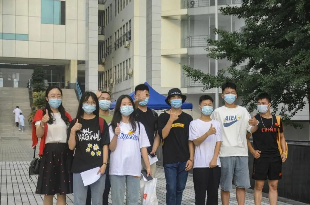 四川高职单招参考人数再创新高，90所高校招生超21万