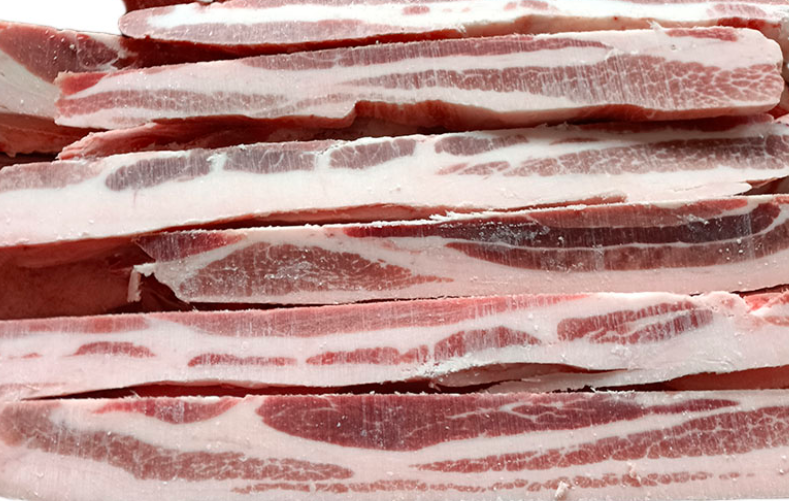 图片[4]-买猪肉 怎样分辨“冷冻肉”冒充鲜肉 肉贩教你2招 不怕被忽悠-起舞食谱网