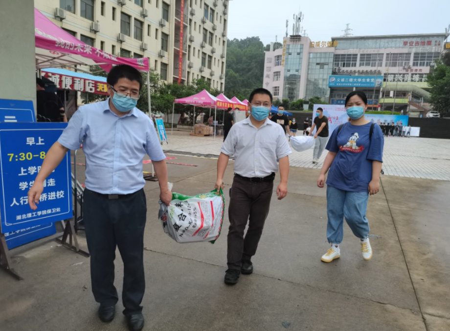 收到大学录取通知书后，选择弃权不去报到，这些后果你知道吗