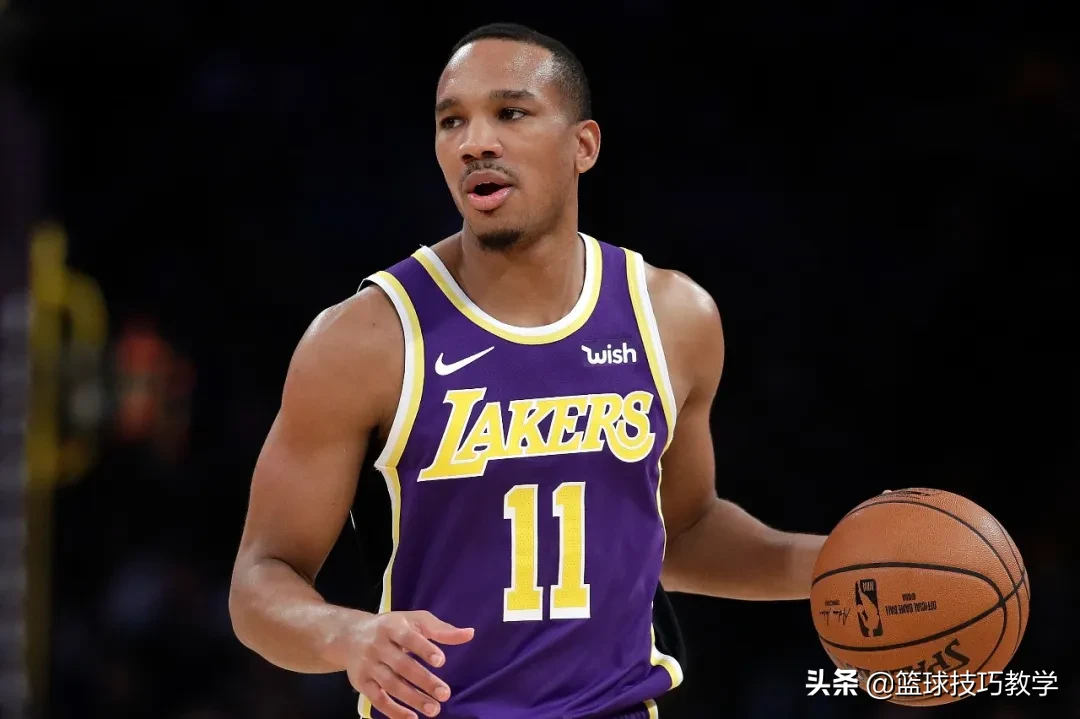 布拉德利为什么不参加NBA复赛(布拉德利宣布退赛的原因曝光，他做出的决定，是明智的决定啊)