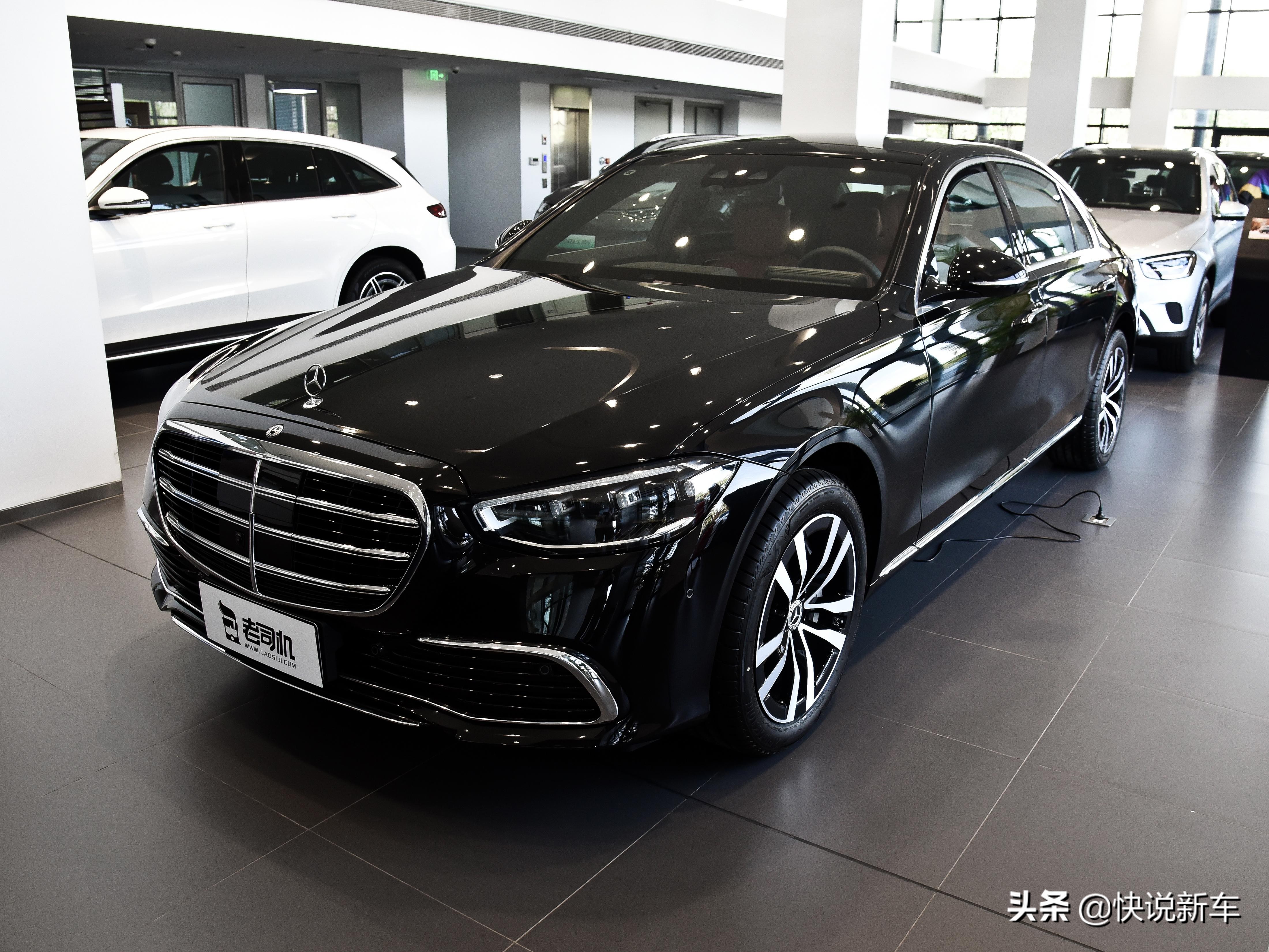 奔驰S级：豪华旗舰，定义非凡驾乘体验