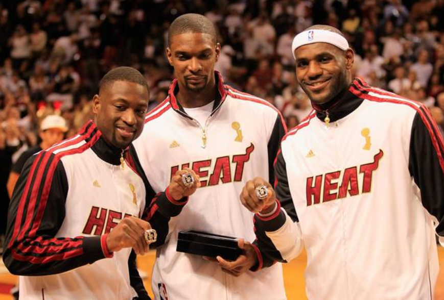 为什么nba要分赛区（联盟西强东弱的由来？奥尼尔西游为分界线，曾分为东中西三个大区）