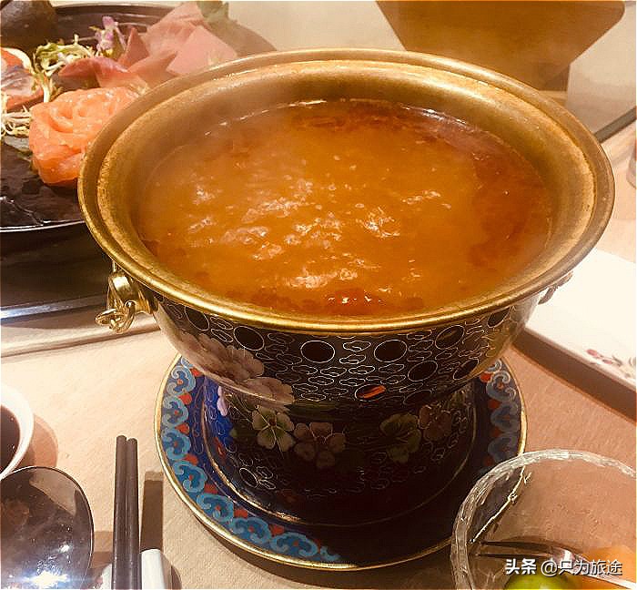 喝散装茅台、穿古装的小姐姐，闹中取静，古韵十足的重庆私家会所