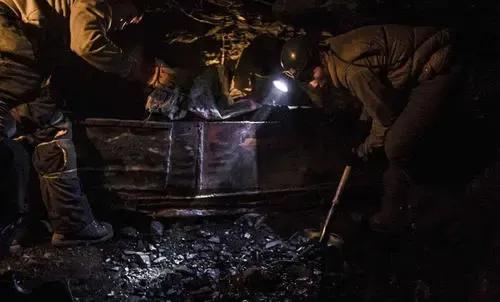 蒙古国“现状”，海军夏天运羊毛，冬天捕鱼，还有25个探秘冷知识