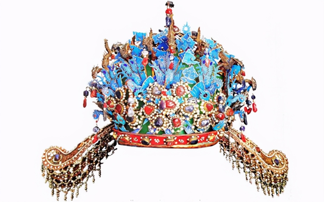 凤冠霞帔婚纱(中式婚纱凤冠霞帔)