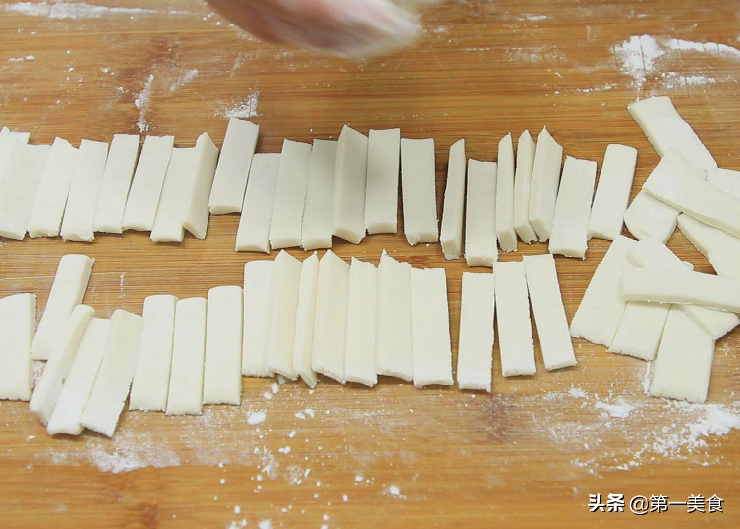 面粉的100種做法大全,面粉的100種做法大全 視頻