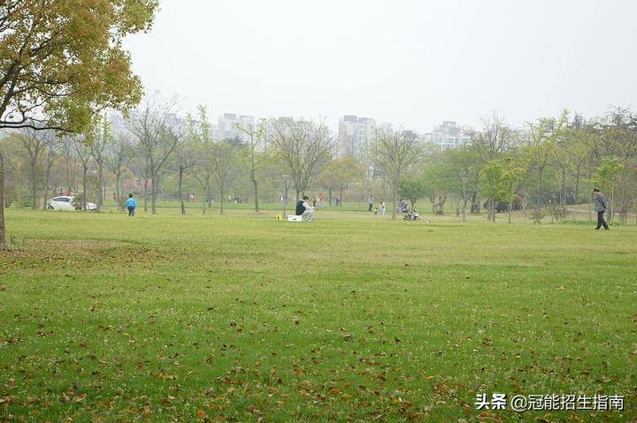 四川成都卫生学校-2021年有哪些卫校专业好就业