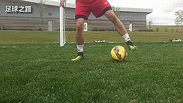 足球运动员训练计划（29个足球步法训练以及训练计划）