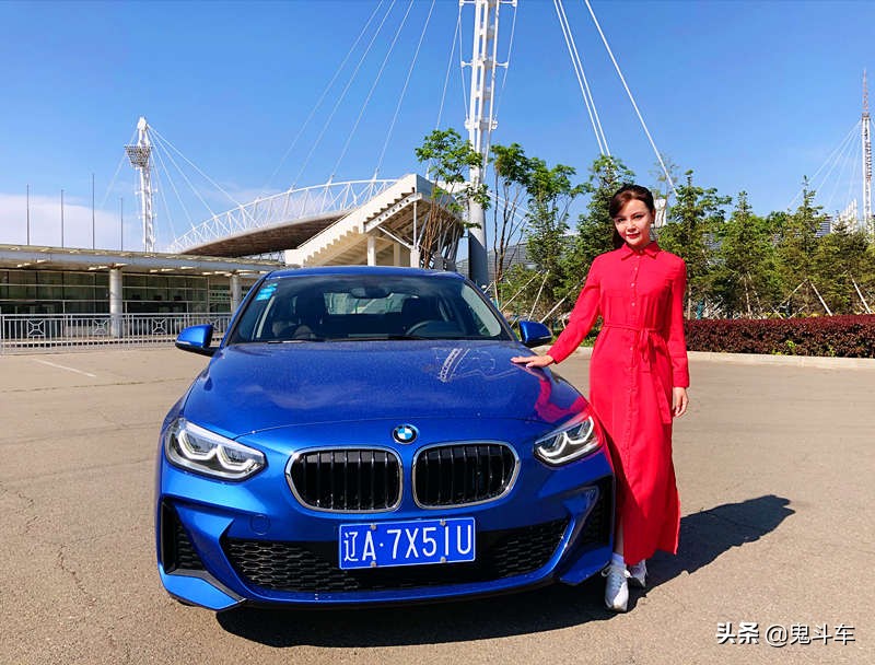 试驾宝马118i M：小车大动力，驾驭乐趣尽在掌握