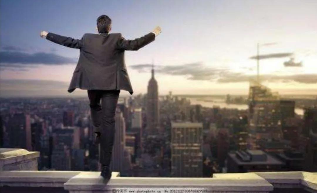 四本完本都市爽文，美食让人流口水，更让人流口水的却是天降横财