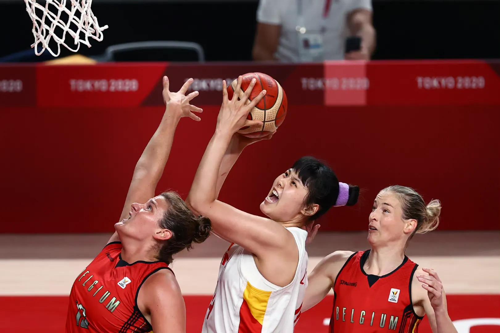 女篮欧洲杯法国比利时女篮（狂胜比利时队，中国队无人可挡，女篮姑娘就是天下第一）
