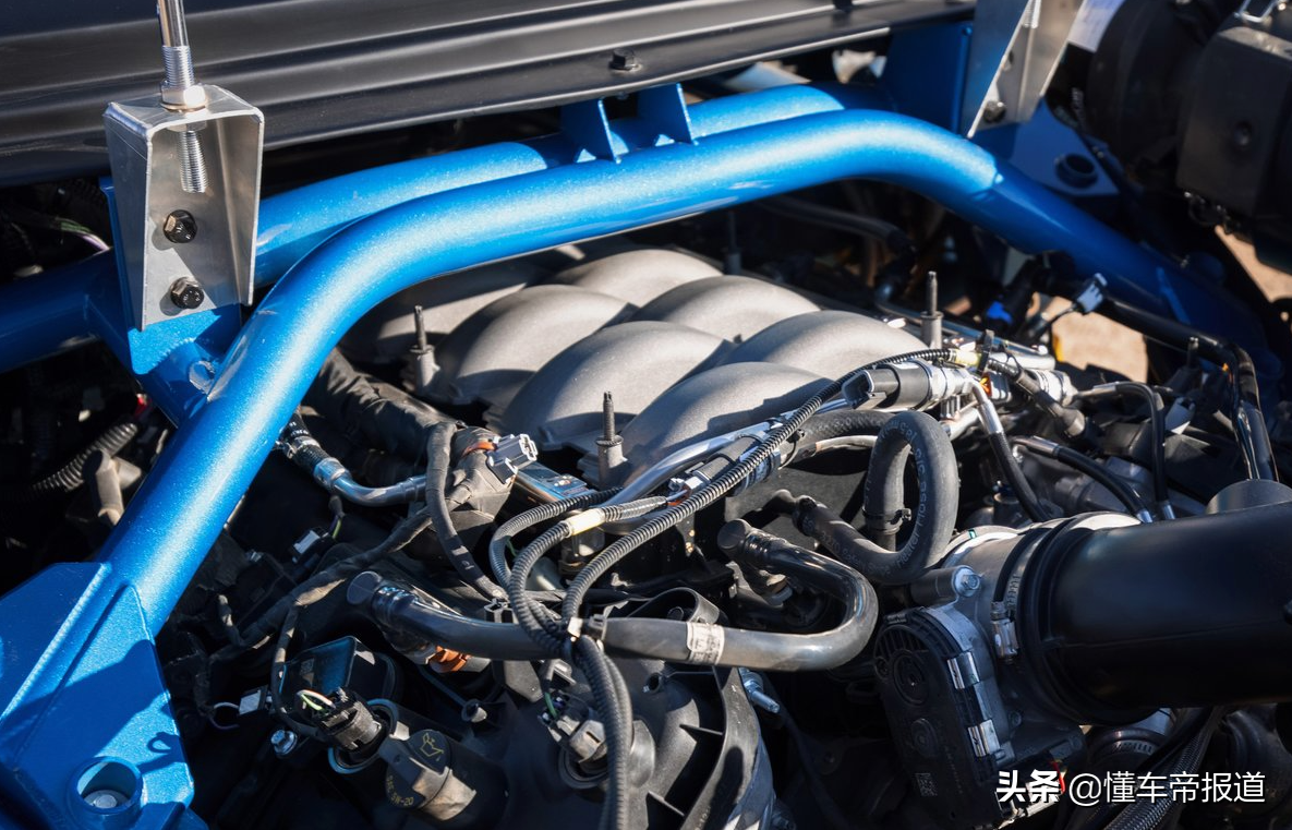 新车 | V8发动机，深度改装，坦克300快来学习！福特Bronco DR版官图