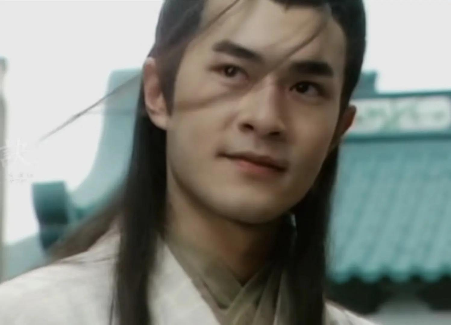 歪瓜裂枣的丑男别尬演美男了，“剑眉星目”的绝世美男只服这7位