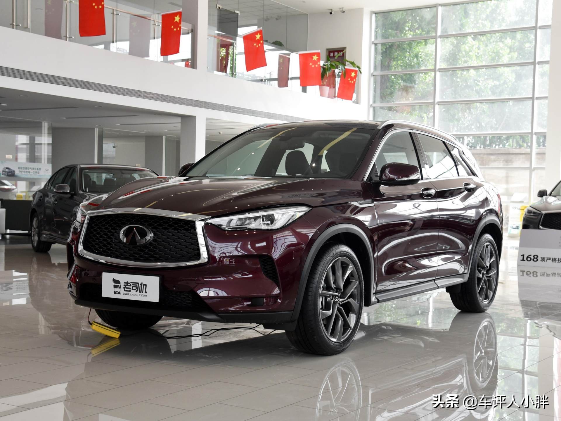 豪华中型SUV这两款选谁，沃尔沃XC60VS英菲尼迪QX50