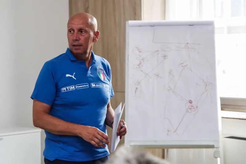 2014意大利世界杯阵容（曼奇尼背后的男人，才是主导这支意大利文艺复兴的关键）