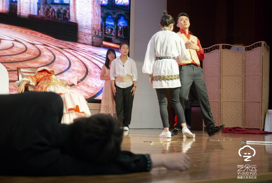 2021年高雅艺术进校园——朗诵表演培训班在呼和浩特圆满落幕