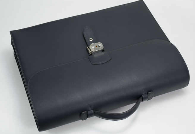 人造革是什么样子的（超全面珍稀皮革博览：33种罕见皮革材料图文集合）