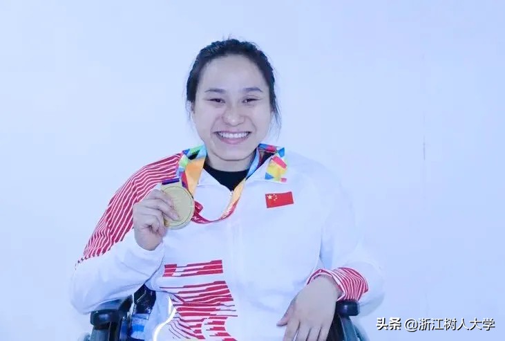 亚运会上获三金一银、三项成绩破赛会记录，这一届新生不简单