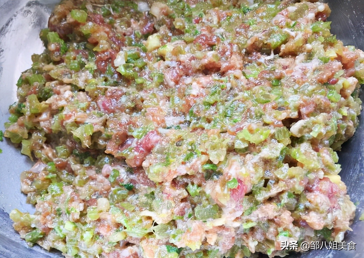 牛肉餃子餡的做法,
