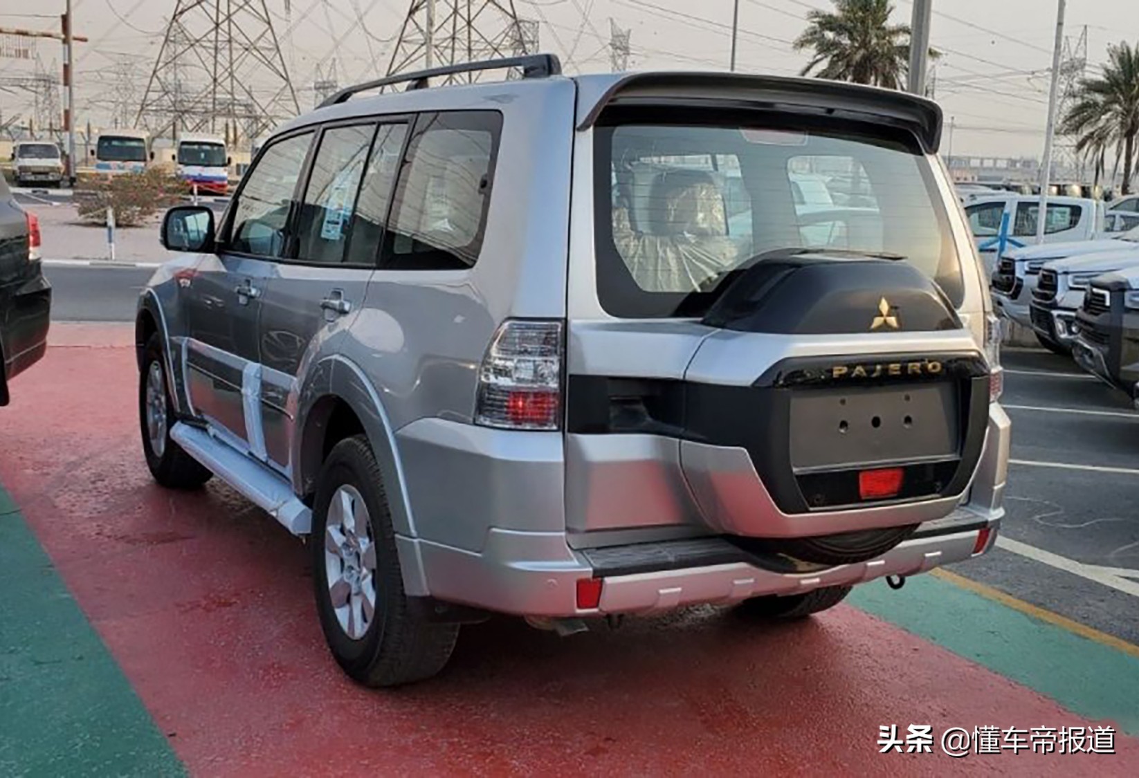 新车 </p><p>　　 约合人民币16万起售，2022款三菱帕杰罗曝光，配3.0升V6动力