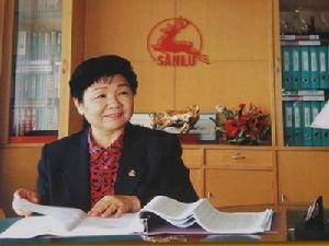 “乳业女皇”田文华：45岁执掌三鹿，66岁因三聚氰胺被判无期