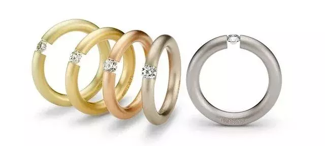 良心拷问：你愿意花几个月的薪水，买一枚求婚戒指？