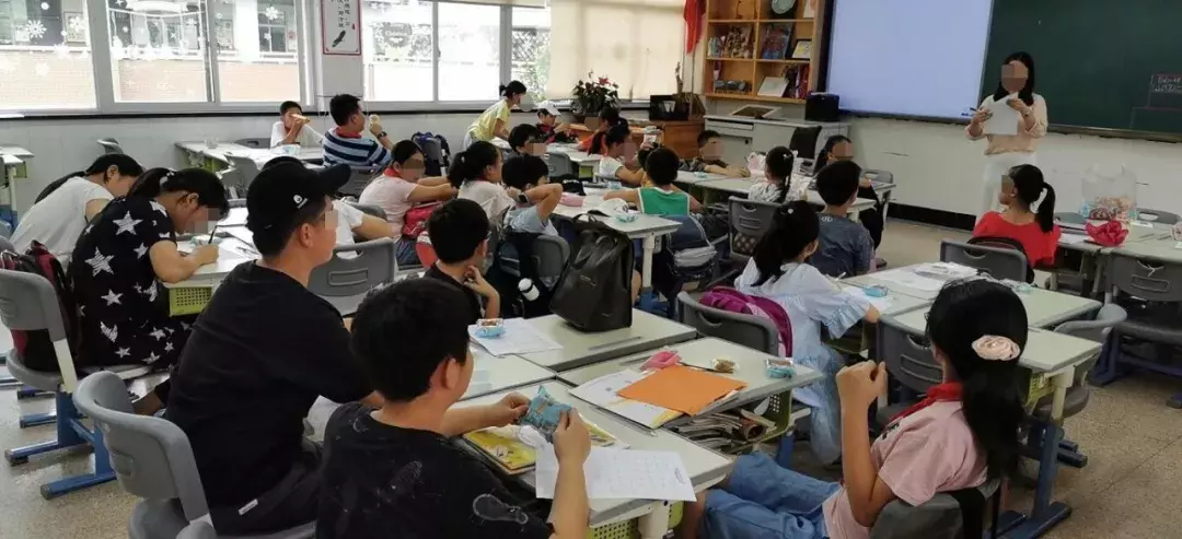 最新通报！文澜实验学校事件初步达成共识，学生返校复课，相关人员若有违法绝不姑息