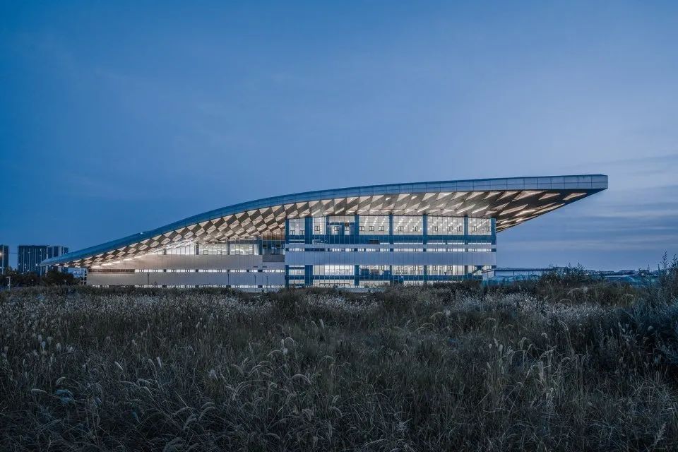 RR · LIFESTYLE | 越来越「美」的中国建筑