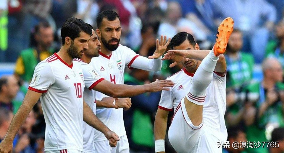 求伊拉克足球队和伊朗足球队交锋史(伊朗足球沉浮录)