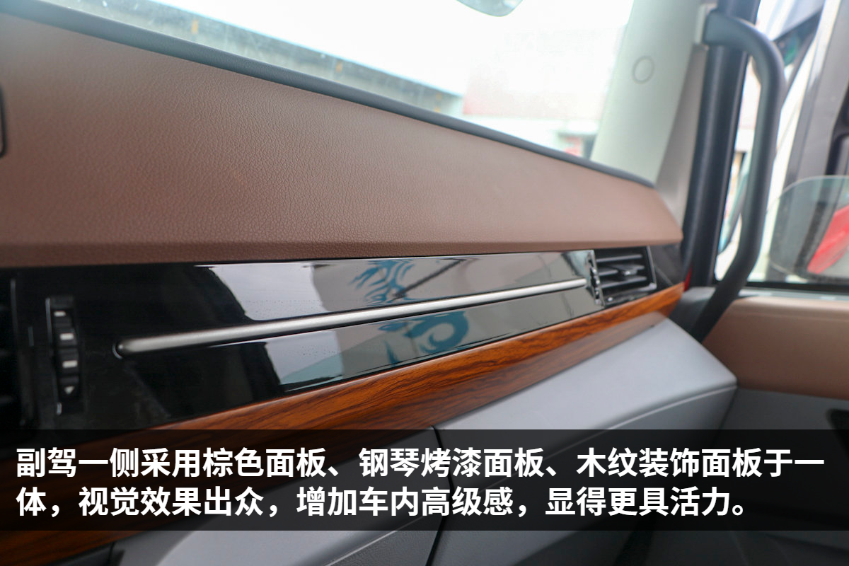 43万开走600马力怪兽，旗舰KX改款了，这内饰你给多少分？