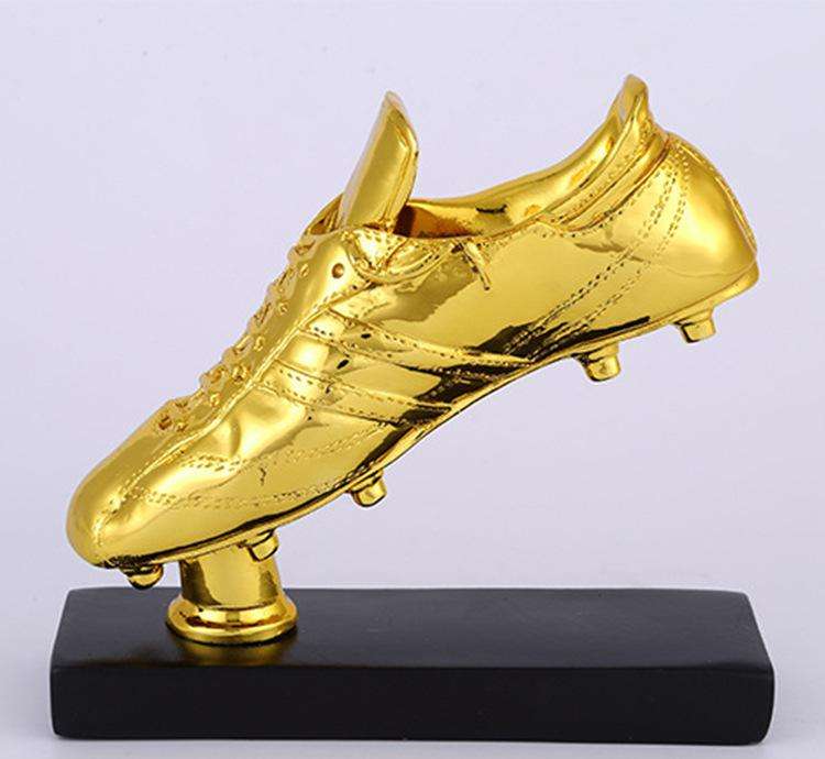 单场五球 世青赛世界杯金靴,30岁却踢不上甲a)