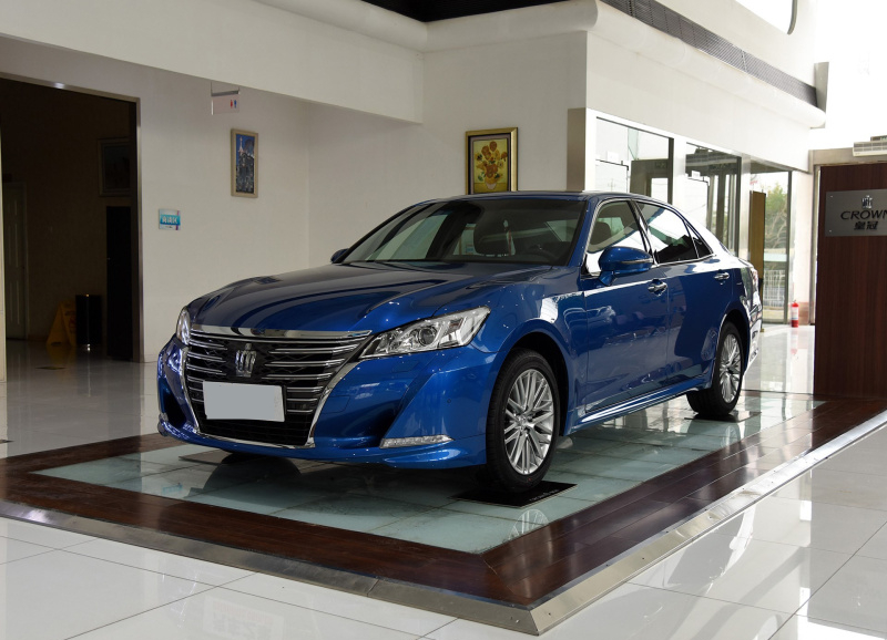 可惜一旗舰豪车，曾配4.3L高达90万，现入门2.0T卖25万却被边缘化