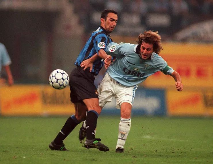 90年意大利世界杯参赛队合影（1990年代意甲有多威？）