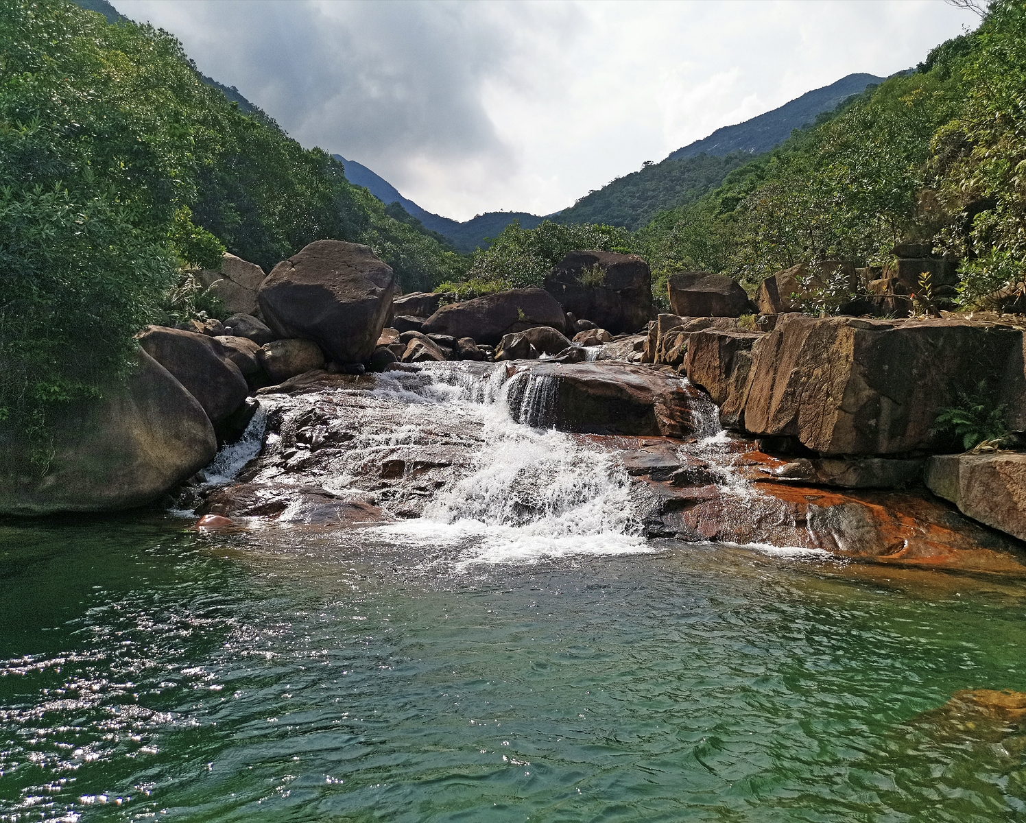 200亩鱼塘、塘租才5000元每年却无人承包养殖，是什么原因呢？