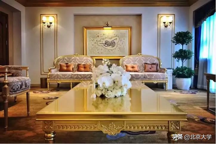 探园 | 燕园有多少个图书馆？