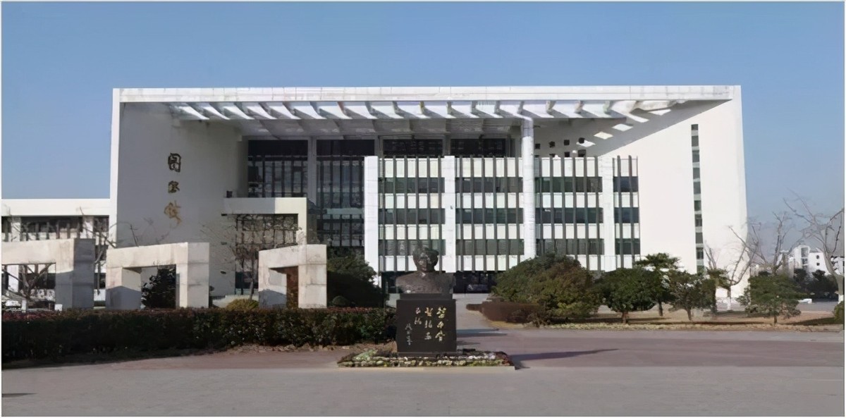 专科生也能拿高薪，这些学校实力超群，毕业后比本科更好就业