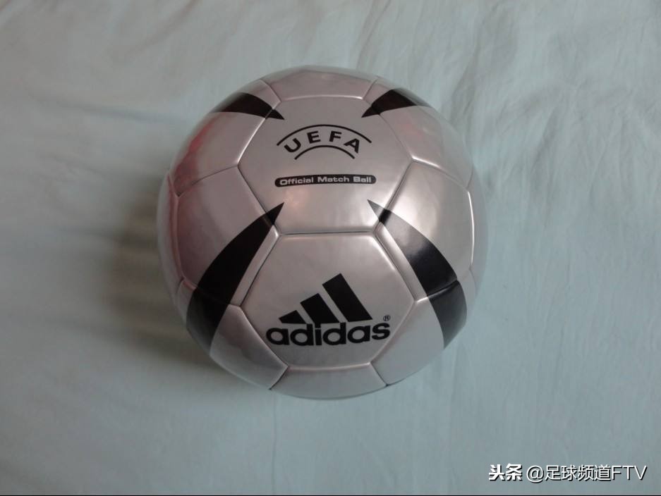 日本公司为亚洲杯设计比赛专用球